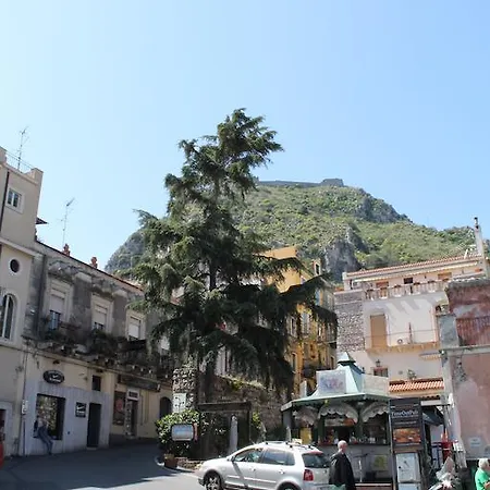 Casa Melany 公寓 陶尔米纳