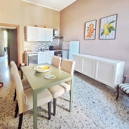 Casa Melany Apartment *