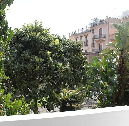 Casa Melany تاورمينا